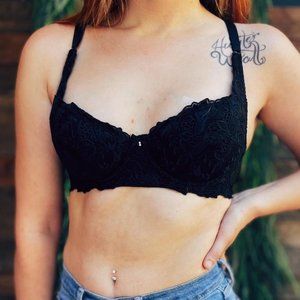 90s Vintage Lace Black Bra with Pushup Pads